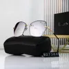 Gafas de sol de chanelismo de diseñador sin marco grande de marco grande de fragancia para mujeres gafas impresas con caja