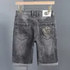 Jeans pour hommes Designer Européen Cowboy Shorts Hommes 5 points Été Mince Leggings Mode Broderie Polyvalent Tube Droit Pantalon VWL2 GBLA