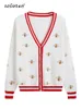 Chandails pour femmes de haute qualité créateur de mode abeille broderie cardigan à manches longues simple boutonnage contraste couleur bouton pulls tricotés C068 231116