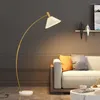 Stehlampen Nordic Modern Schlafzimmer LED-Lampe Home Fishing Dekorativer vertikaler großer Marmor