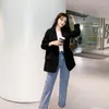 Damskie garnitury kardigan płaszcza kobiet 2023 ins modna ulica spersonalizowana koreańska koreańska długi rękaw stała wersja projektowa Sense Sense Sense