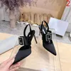 Mode Slim Fiting High Heeled Sandals Luxury Designer Fashion Women's Dresses Shoes Summer Women's Shoes. Storlekar 35-42. Med låda