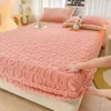 Conjuntos de lençóis WOSTAR Inverno quente de pelúcia lençol elástico protetor de colchão capa fofa coral velo lençol cama de casal solteiro king size 231116