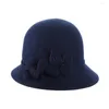 Berets Fashion Autumn Winter Dames Wollen vilt Fedora Caps Bucket For Woman Elegant Engeland Hoed met bloemen