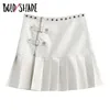 Skirts Bold Shade Faux Leather White Mini Skirt 90s Indie Solid Split Side Button Zipper Sexy Pleated Fall Woemn Outfit 230417