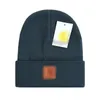 2023 Nya Beanie Caps för män Kvinnor Autumn Winter Warm Thick Wool Embroidery Cold Hat Par Designer Sticked Fashion Street Hats E-16