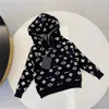 Barndesignerströjor Högkvalitativa tröjor Baby Jumpers Autumn/Winter Sweaters Children's Warm Letters Tryckta kläder 90-150 cm A12