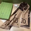 여성과 남성을위한 디자이너 스카프 Guci Scarf 100% 캐시미어 겨울 echarpe 고급 숄 발렌타인 데이 선물 공장 상점