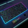 Muismatten Polssteunen Geometrie Grote RGB Gamer-muismat 40x90cm Muismat Gaming-muismatten LED-toetsenbordmatten Lichtgevende bureau-pads Muismat voor pc YQ231117