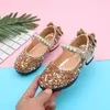 Płaskie buty dziecięce skórzane dziewczęta Kids Rhinestone Princess na wesele i imprezowy taniec taniec Złoty srebrny róż