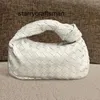 Italie Jodie Hangbag Botteg Venet Mode simple tissé à la main décontracté tendance polyvalente épaule unique aisselles en cuir nouage pour femme