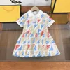 23ss Robe de princesse Robes à manches courtes filles Robe vêtements de créateurs pour enfants Robe polo à lettre pleine couleur pur coton Jupes chemise pour filles Vêtements pour enfants de haute qualité a1