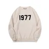 Essentail hoodie tasarımcısı sıcak kapüşonlu adam kazak sweatshirt erkek essentails sweatshirts Siyah lüks 1977 Erkek Kadın Erkekler Crewneck Pamuk Mektup Uzun Sleve 4 Smrw
