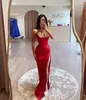 Robe de bal fourreau rouge sexy grande taille pour femme avec cristaux drapés sur le côté haut fendue pour occasions spéciales, vêtements de cérémonie, robes de soirée d'anniversaire de célébrité