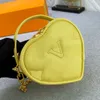 Coração em forma de amor bolsa de ombro designer de luxo mini bolsa crossbody sacola couro macio acolchoado bordado crossbody carteira dia dos namorados amor saco sacos cosméticos