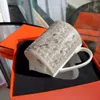 Designer-Tassen-Geschenkset mit Geschenkbox, Bone China-Becher, Hochtemperatur-Papierbox mit Griff, einfacher universeller Wasserbecher