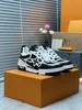 أحذية غير رسمية 7A 2024 New Skate SK8 Sneakers Designer Trainer Sneaker Casual Runner Shoe Outdorme Leather Flower Flower Fashion Classic Women Men Size Size