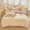 Bedding sets Solid Color Milk Velvet Sets Ruffle Bed Linen Thickened Four Piece Set Quilt Cover Sheet Pillowcase King Bedroom Decor 231116