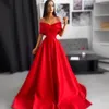 Abiti da festa Arrivo 2023 Off The Shoulder Red Satin Prom Custom Made A Line Gown Vestidos De Fiestas Noche Para Mujer