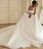 Robes de mariée élégantes longues en satin perlé avec poches a-ligne épaules dénudées ivoire balayage train robe de mariée Corset dos robe de novia femmes robes