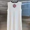 Vestidos informales básicos Diseñador 2023 Primavera / Verano Pieza de industria pesada Emblema con cuentas 5 Vestido sin mangas con cuello redondo decorativo para mujer