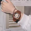 Zegarek na rękę moda Watch kobiety młode eleganckie styl inione hollow casual kwarc Ladie Men Clock