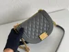 Canal 10A Bolsos con solapa de diseñador Bolso de calidad 1: 1 Bolso bandolera de caviar Bolso de lujo para mujer Bolso de mano con cadena cruzada de cuero de piel de cordero para mujer con caja