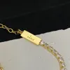 Luksusowy projektant elegancki złota srebrna bransoletka moda damska wąska litera wisiorek bransoletka biżuteria