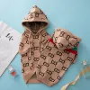 Dog Apparel Fashion Pet Clothes Winter Warm Pets Hoodie Coats Designer Puppy Clothing Luxury Knitted Weather Pets Winter Clothing Coat Outfit Jacket 2311178DD