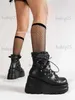 Stivali BONJOMARISA Marca Goth Piattaforma Zeppe alte Fibbia Cerniera Stivali da donna Punk Cool Street Tacco spesso Scarpe in pizzo Autunno Scarpe da donna T231117