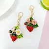 Keychains Simple Small Fresh Alloy Jewelry Color Fruit Strawberry Shape Key Ring Pendant Bag Pen Accessories