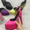 Scarpe eleganti 2023 Estate Nuova moda Piattaforma acqua Tacco spesso Punta a punta Raso Tacco alto Sfilata Scarpe singole da donna T231117