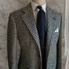 Męskie garnitury Blazery Plaid Wedding Blazer dla mężczyzn w Stock Notoched Lapel Sunikowate Kurtka Ogara Elegancki męski płaszcz mody 231116