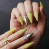 Falsk naglar Lemon Yellow Crystal Glitter Diy Salon Long Stiletto Fake Champagne Metal Nude Private Label