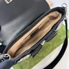 Designer kvinnor väska axel väska handväska lyxig koppling middag väska underarmväska original canvas läder silver hårdvara färg 240229