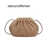 Women Pouch Holding Cloud Bag Botteg Venet Versatile Weaving 2023 New Fashionable Small Bag Clip Buckle Cloud Simple One Shoulder Crossbody