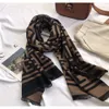 Desginer Fendy Tiktok New Style Cashmere East Gate Scarf Shake Handsライブ放送Kwai Shin Shawl Warm Shawl