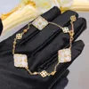 Klassisk designer halsband smycken buccellati smycken lyx varumärke italienska domstolen vit fritillaria set fyrblad klöver armband röd agat halsband ringörhängen