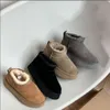 Klassieke Mini Platform Laarzen Voor Dames Ultra Kastanje Mat Bont Sneeuw Suede Wolmix Comfort Winter Designer Enkellaarsjes Maat 35-426