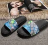 Designer Slides Mulheres KD Sapato Sandália Espuma Runner Slipper Mens Flip Flop Mocassim Quatro Estações Elegantes Clássicos Flores Chinelos Alto Qua GRZ