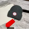 Gorros de diseño a cuadros para hombre, gorros de punto, gorro de invierno, gorro térmico de calavera, gorro de esquí, gorros de lujo clásicos, marrón, negro, gris, mantener el calor 2023