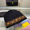 Designers hat Men and Women Same Color Splice Fashion Beanie Cap Everyday Casual Versatile Eye catching Personality Color Variety for Travel