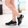 Elbise ayakkabıları kama ayakkabıları kadın yeni örgü kadın ayakkabılar lüks tasarımcılar dantelli kırmızı siyah kadın spor ayakkabılar gündelik chaussures femme sepet femme t231117