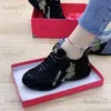 Abendschuhe, Sportschuhe für Damen, Auspicious Tiger Stickerei, atmungsaktive Damenschuhe, Low-Top, farblich passende Schnür-Stickerei, weiße Schuhe T231117