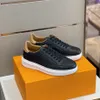 Zapatos de primavera para hombre, zapatillas de deporte de diseño de lujo a juego con piel de vaca blanca mate con suela del mismo color, tamaño 38-45 bgtr00001