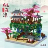 Blocchi 3320PCS Mattoni diamantati Sakura Tree House Building Blocks Architettura del giardino cinese Cascata Fai da te Assemblare giocattoli Regalo per adulti 231116