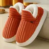 Slippers Dames warme katoenen schoenen Winter heren effen kleur indoor antislip platte bodem lichtgewicht slippers Pantoufle Hiver 231117