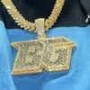 Pendentif buste Hip Hop personnalisé en or Rose/jaune, coupe émeraude VVS Moissanite, lettre glacée