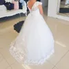 女の子のドレスは、結婚式のプリーツフリルのための白いレースの花の女の子の最初の聖体拝領特別機会ガウン