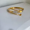 Luxe cadeau -armband 18K Gold Ploated Bangle Hoogwaardige roestvrij staal No Fade Bracelet Birthday Love Sieraden Bracelet Bruiloft Verjaardag Boutique Style Sieraden